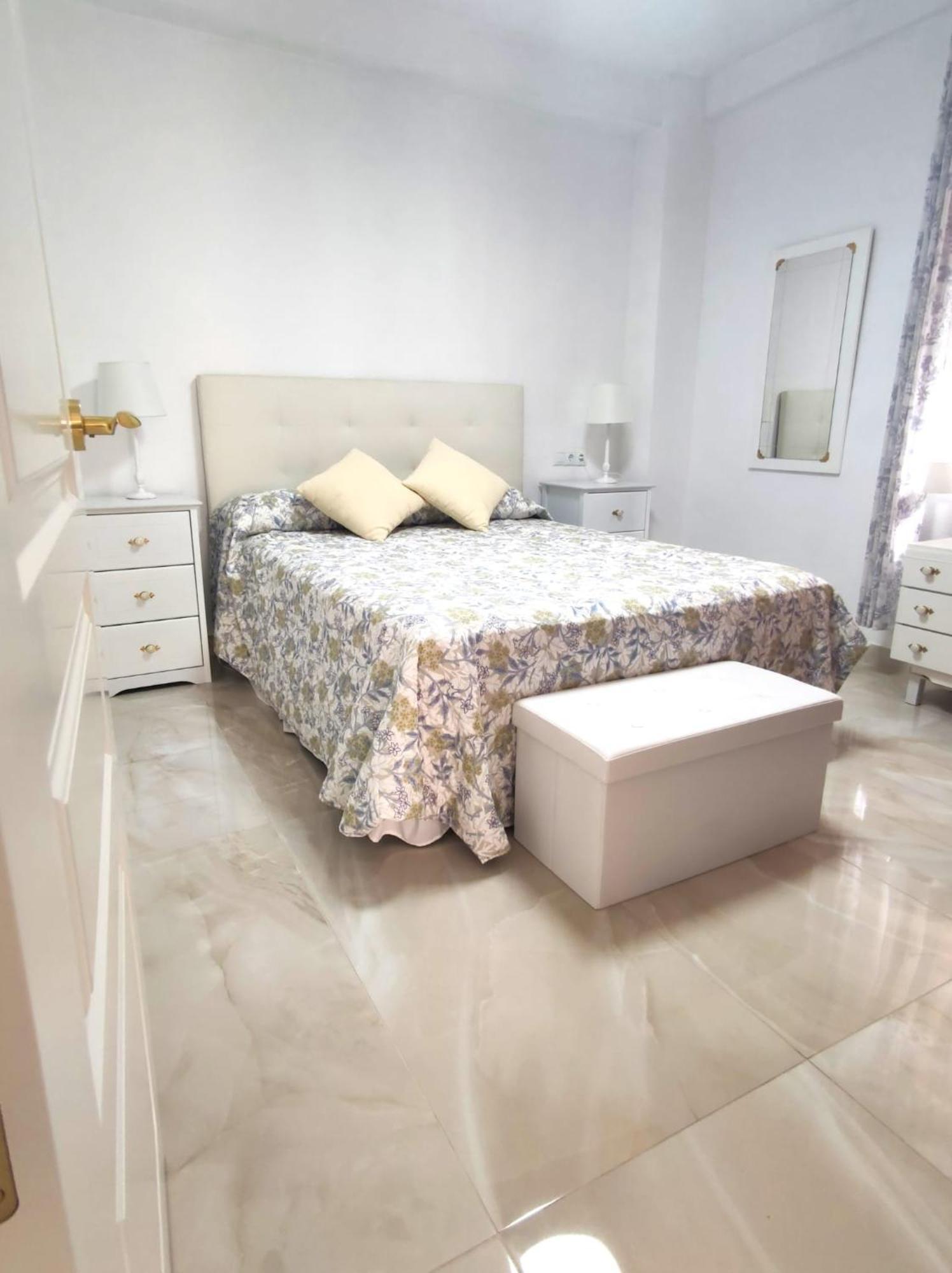Apartment Angeles Center