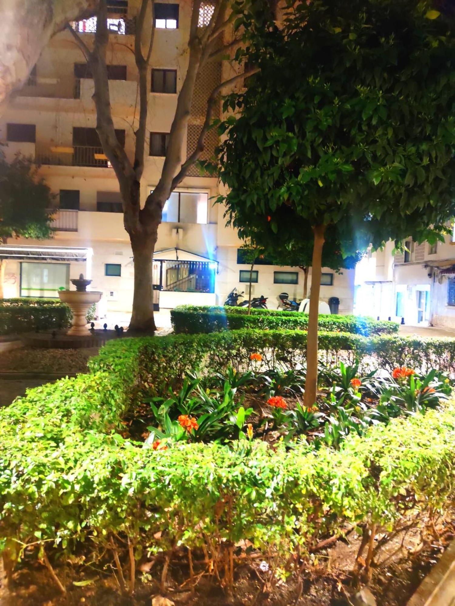 Angeles Center Apartment